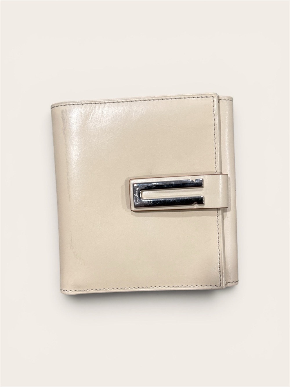 Salvatore Ferragamo Cream Leather Bifold Wallet with Silver-Tone Clasp